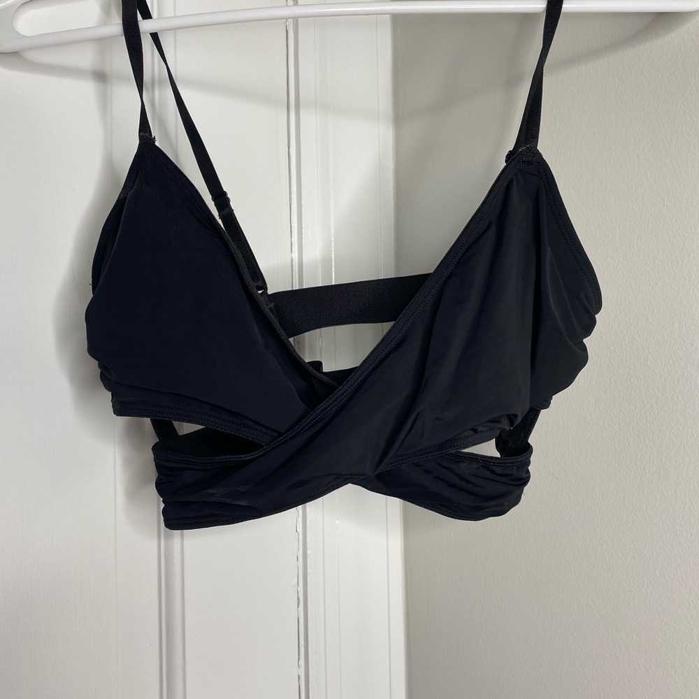 Black crop top